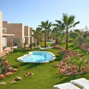 L' Escala Resort Aparthotel